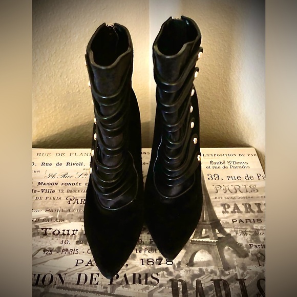 Guess Velvet Stiletto Heel Bootie (New without box) - Picture 2 of 11